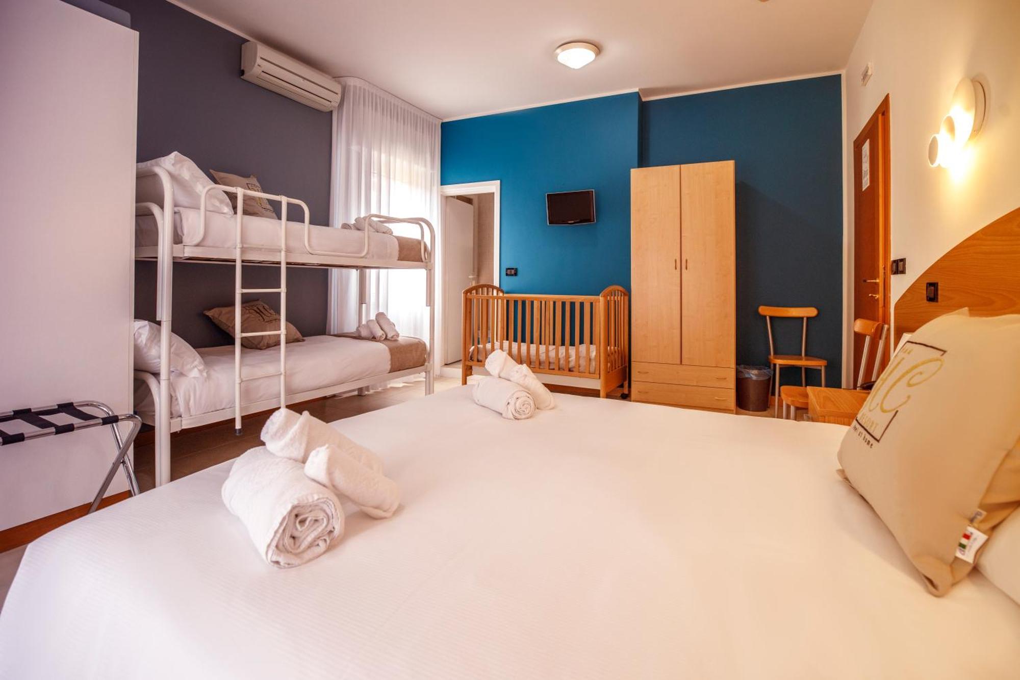 Hotel Hc Resort Lignano Lignano Sabbiadoro Luaran gambar